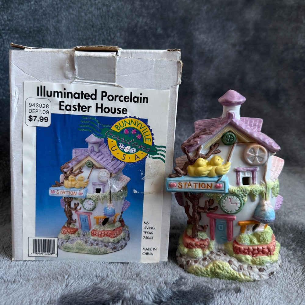Vintage 1990s Bunnyville Gardens Easter House Station Porcelain Village w/ Box